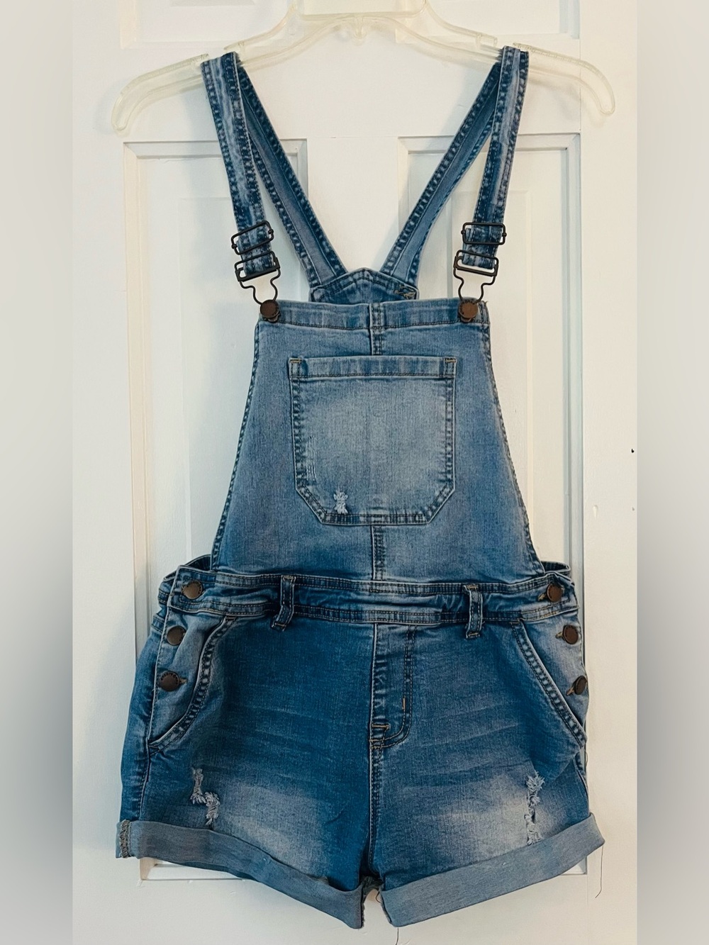 ENCORE Juniors Distressed Denim Overalls with Pockets. Like New. Size: (9)